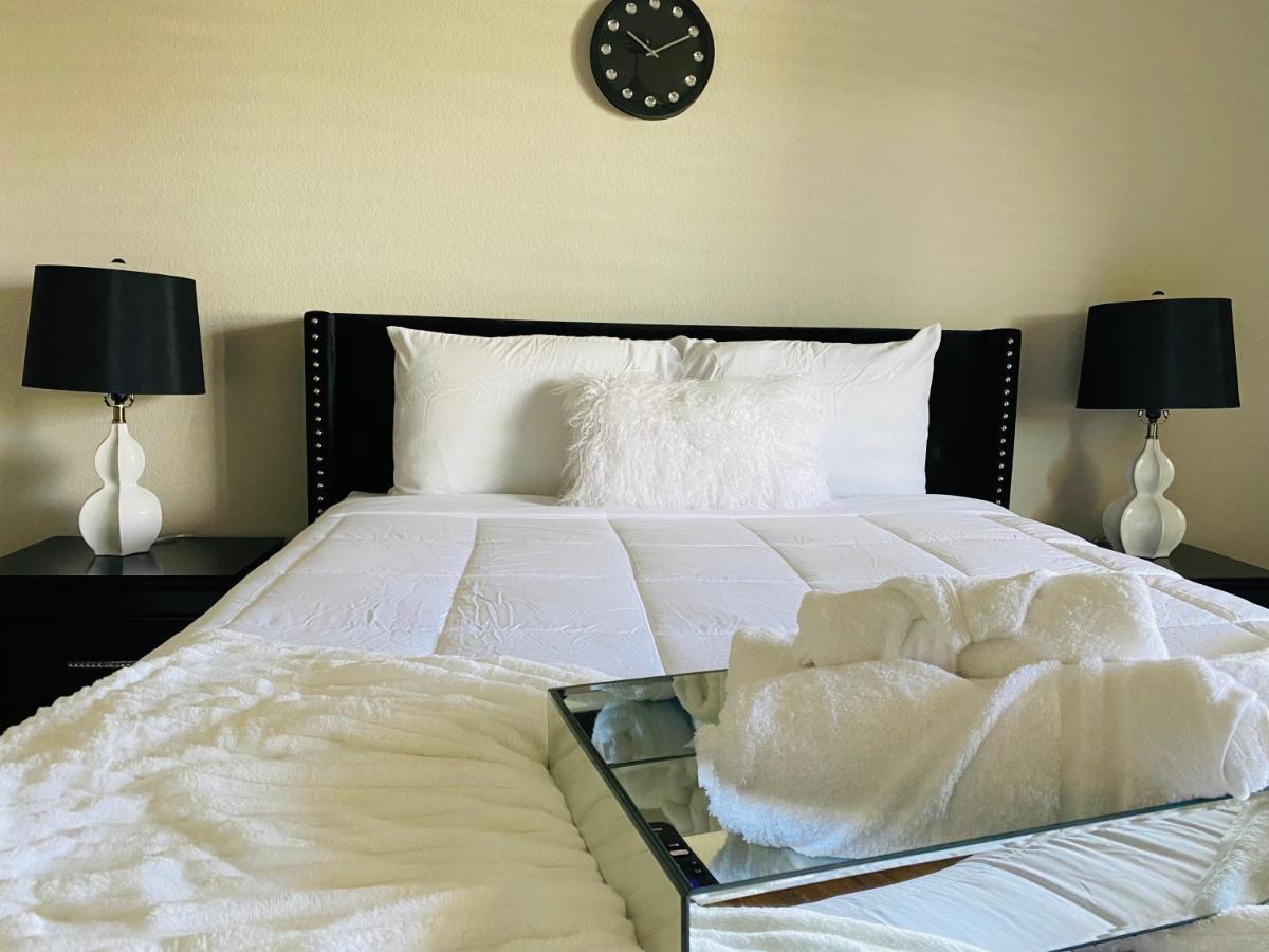 Fashionable Stylish Apartment Хьюстон Экстерьер фото